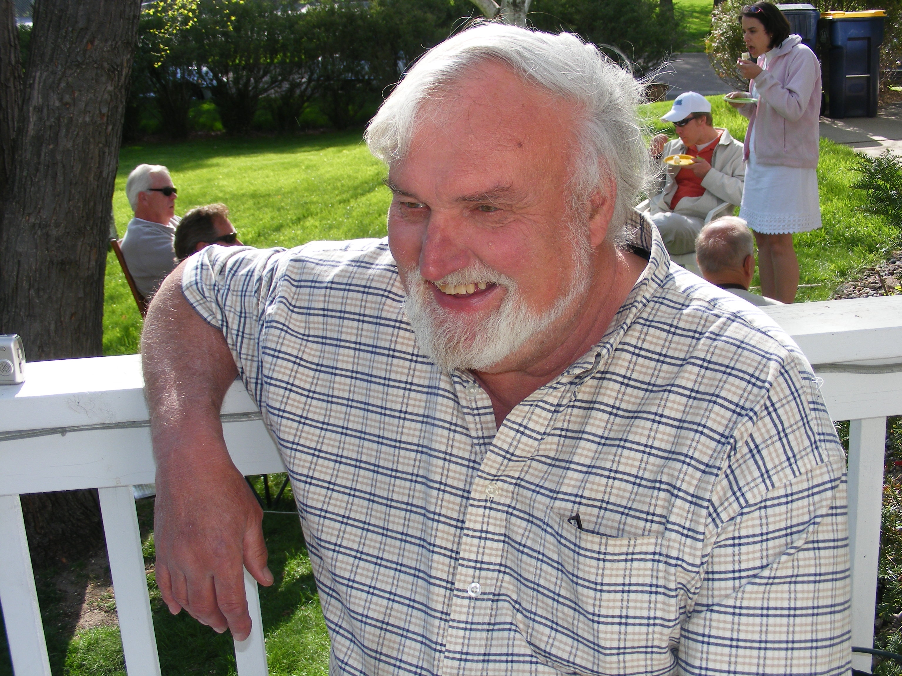 Larry Lutz obit photo